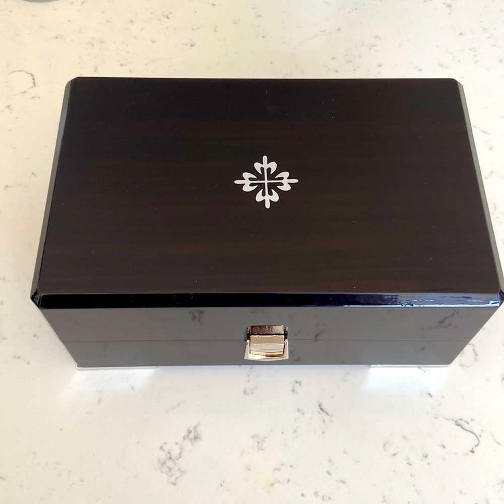 Stunning PP watch box